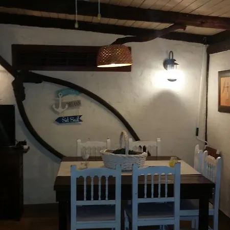 Casas Tematicas Junto Al Mar *