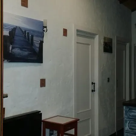 Casas Tematicas Junto Al Mar Cullera
